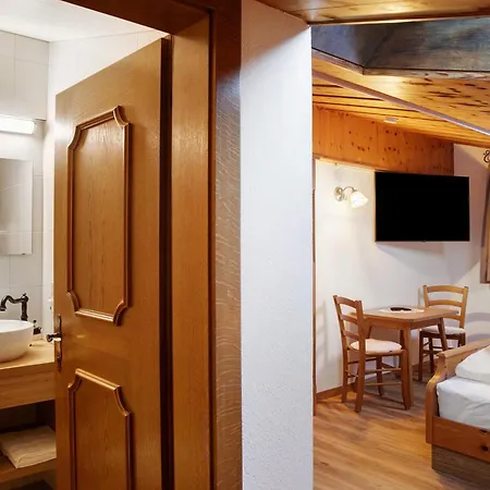 Ferienwohnung Berta 齐勒河谷采尔